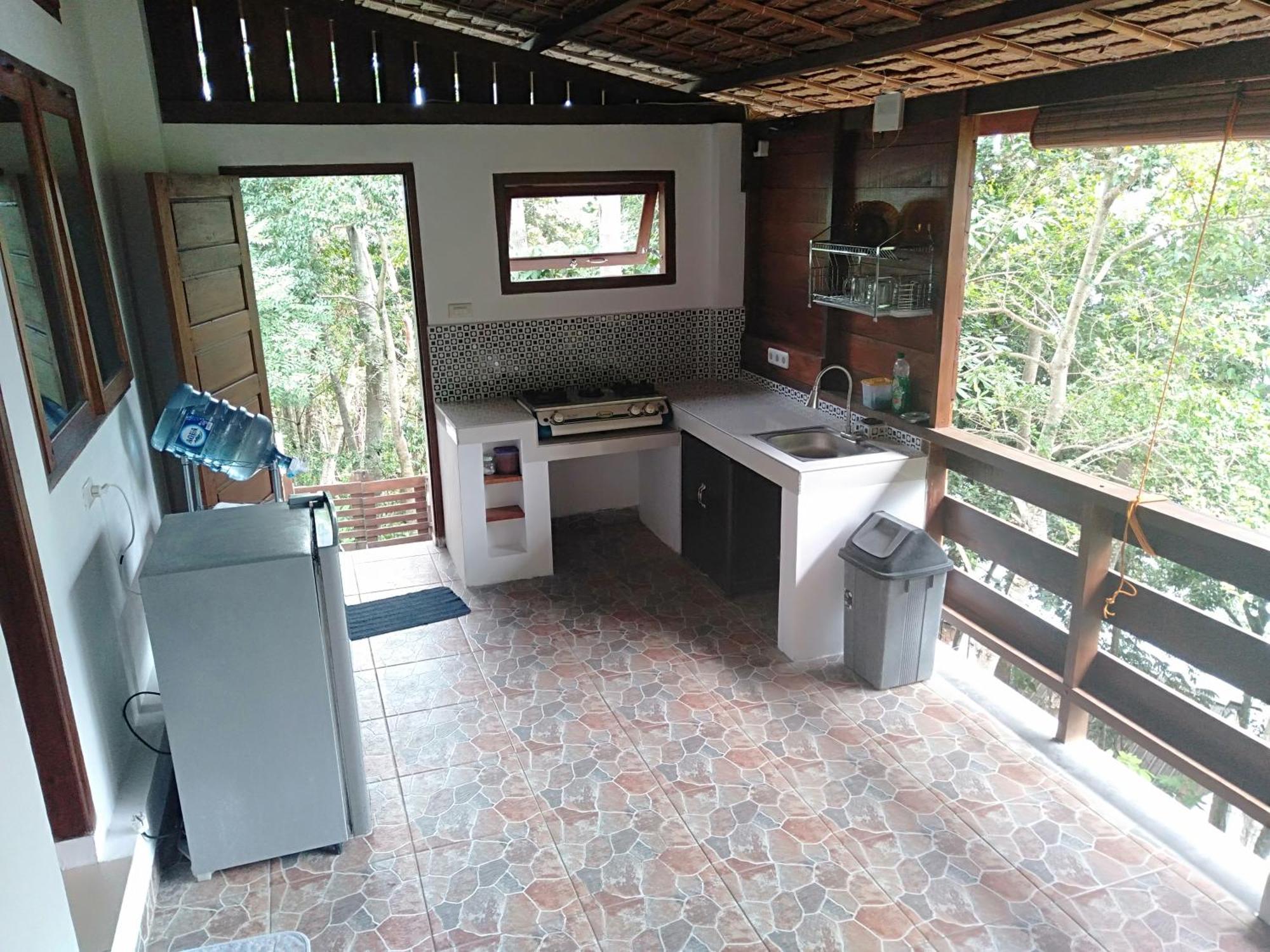 Treetop Guesthouse And Bungalows 사방 외부 사진